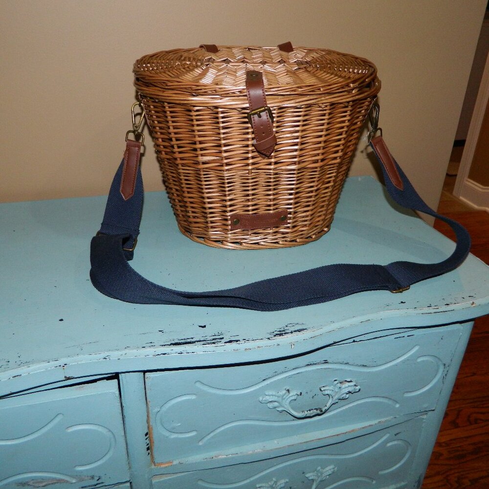 Williams Sonoma Cambridge Bicycle Basket